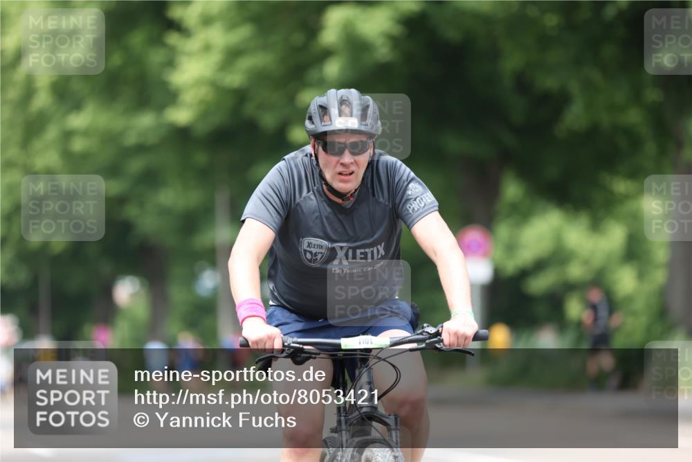 15.06.2025 - 7 Türme Triathlon Yannick Fuchs http://msf.ph/oto/8053421 15.06.2025 13:41:38 Radfahren 1101 meine-sportfotos.de