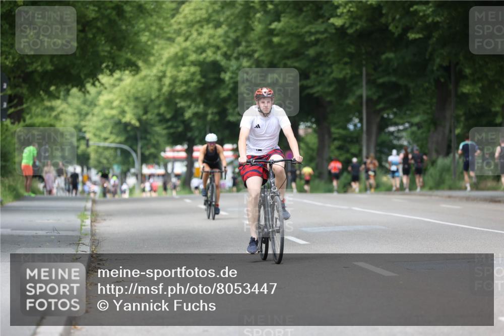 15.06.2025 - 7 Türme Triathlon Yannick Fuchs http://msf.ph/oto/8053447 15.06.2025 13:42:14 Radfahren  meine-sportfotos.de