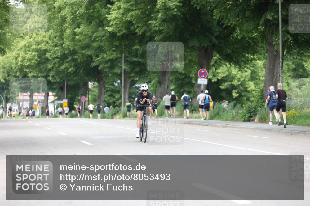15.06.2025 - 7 Türme Triathlon Yannick Fuchs http://msf.ph/oto/8053493 15.06.2025 13:42:47 Radfahren  meine-sportfotos.de