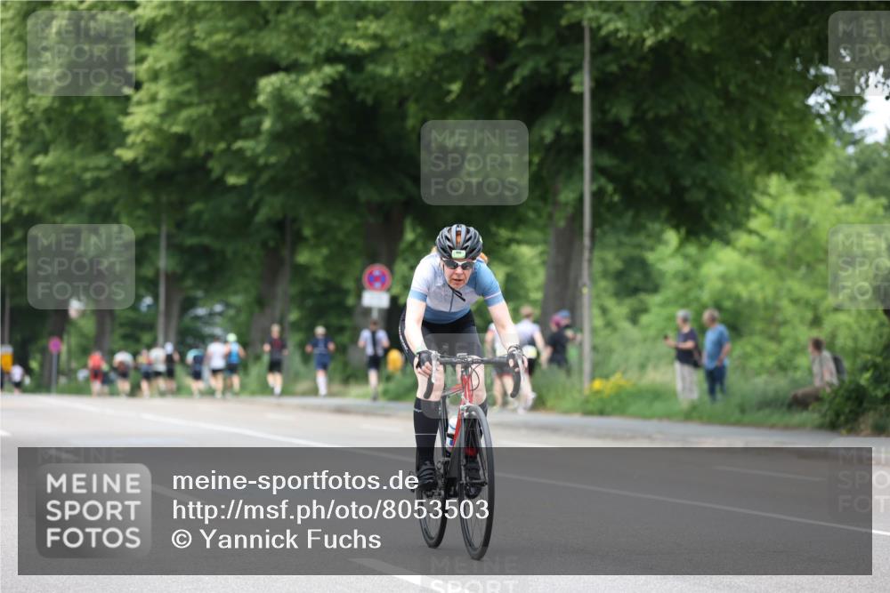 15.06.2025 - 7 Türme Triathlon Yannick Fuchs http://msf.ph/oto/8053503 15.06.2025 13:42:56 Radfahren  meine-sportfotos.de
