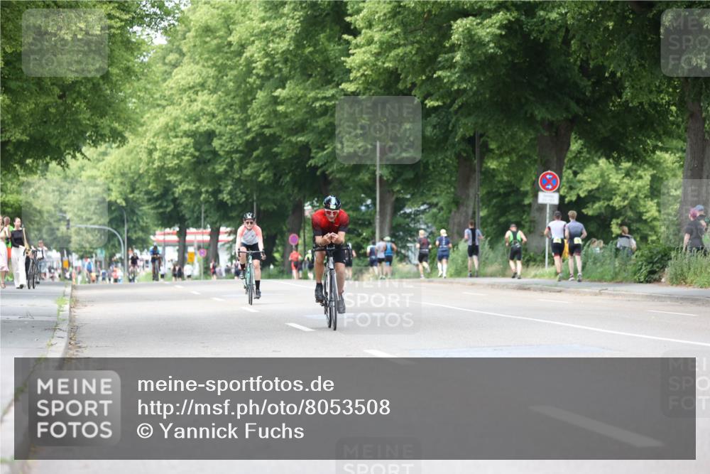 15.06.2025 - 7 Türme Triathlon Yannick Fuchs http://msf.ph/oto/8053508 15.06.2025 13:43:00 Radfahren  meine-sportfotos.de
