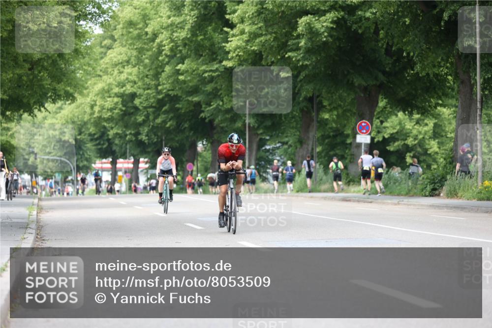 15.06.2025 - 7 Türme Triathlon Yannick Fuchs http://msf.ph/oto/8053509 15.06.2025 13:43:00 Radfahren  meine-sportfotos.de