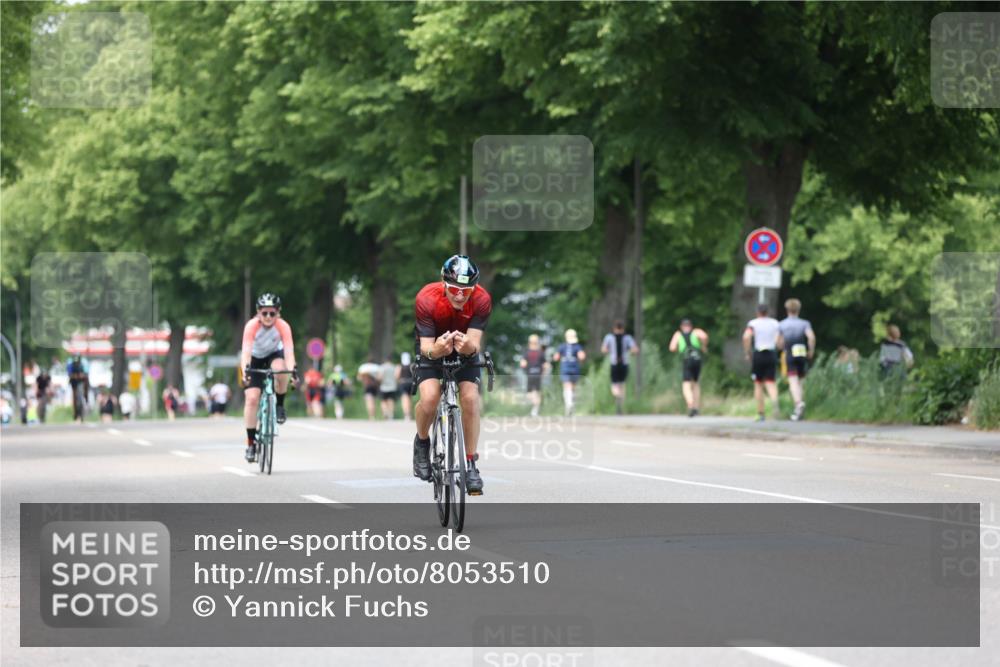15.06.2025 - 7 Türme Triathlon Yannick Fuchs http://msf.ph/oto/8053510 15.06.2025 13:43:01 Radfahren  meine-sportfotos.de