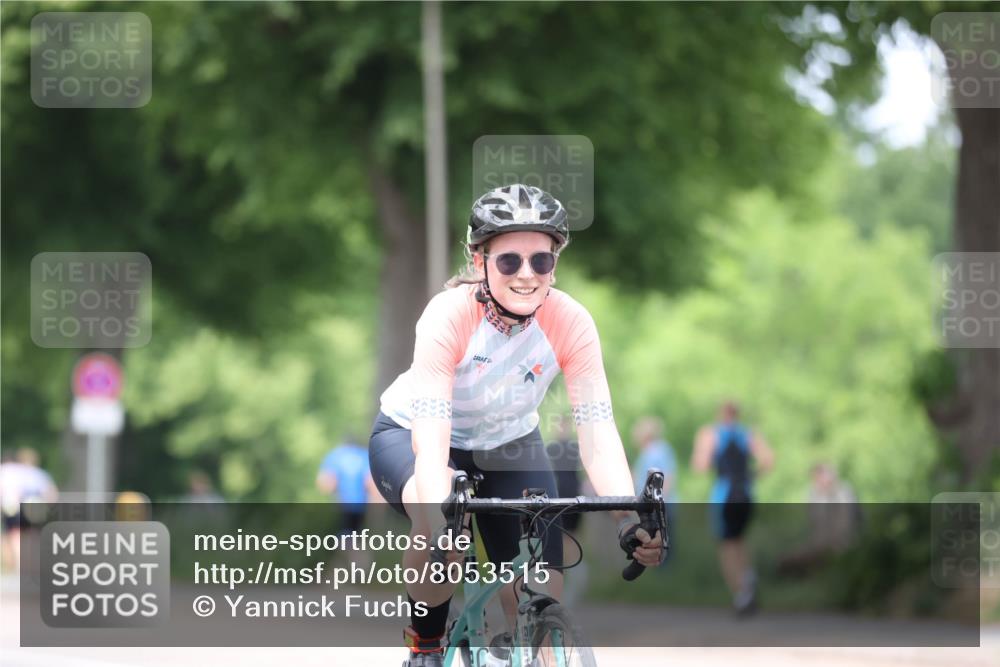 15.06.2025 - 7 Türme Triathlon Yannick Fuchs http://msf.ph/oto/8053515 15.06.2025 13:43:03 Radfahren  meine-sportfotos.de