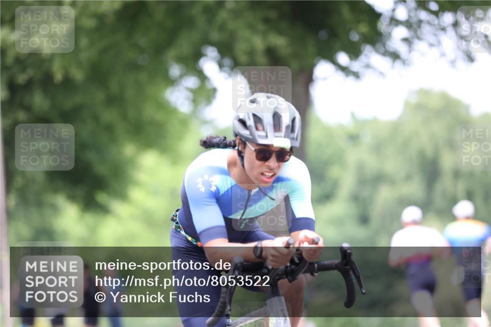 15.06.2025 - 7 Türme Triathlon Yannick Fuchs http://msf.ph/oto/8053522 15.06.2025 13:43:10 Radfahren 02 meine-sportfotos.de