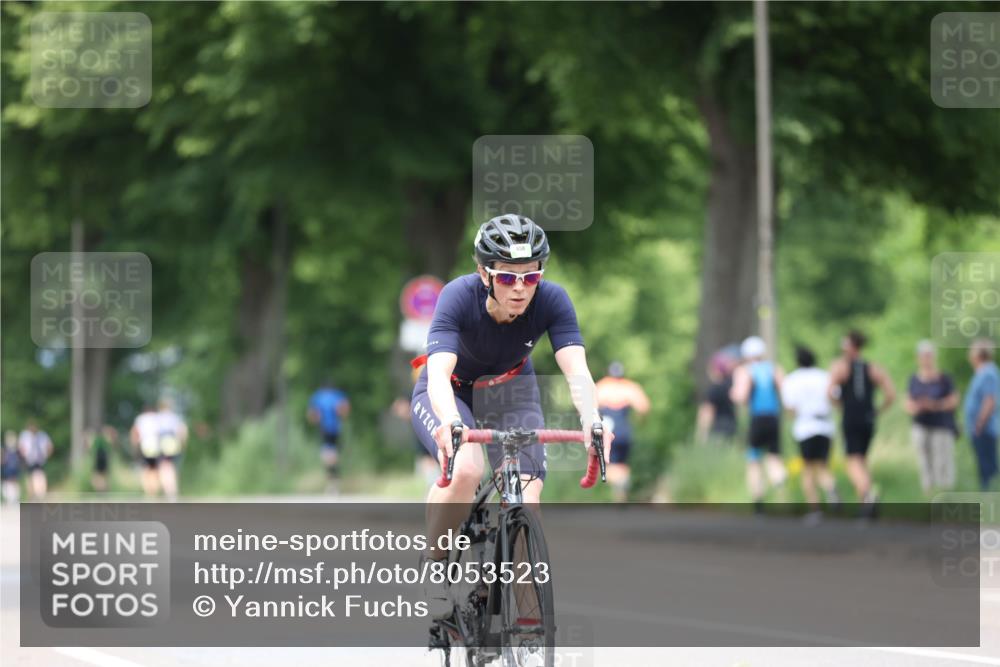 15.06.2025 - 7 Türme Triathlon Yannick Fuchs http://msf.ph/oto/8053523 15.06.2025 13:43:11 Radfahren  meine-sportfotos.de