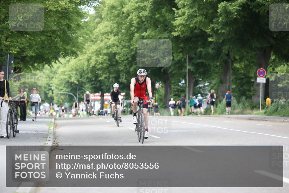 15.06.2025 - 7 Türme Triathlon Yannick Fuchs http://msf.ph/oto/8053556 15.06.2025 13:43:34 Radfahren  meine-sportfotos.de