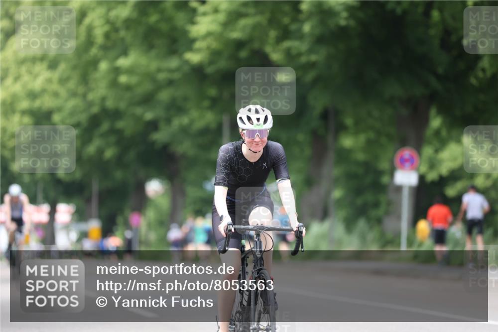 15.06.2025 - 7 Türme Triathlon Yannick Fuchs http://msf.ph/oto/8053563 15.06.2025 13:43:36 Radfahren  meine-sportfotos.de