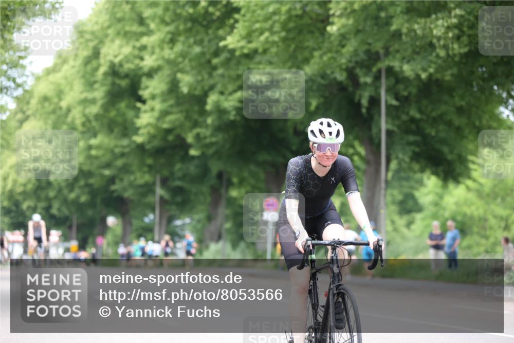 15.06.2025 - 7 Türme Triathlon Yannick Fuchs http://msf.ph/oto/8053566 15.06.2025 13:43:37 Radfahren  meine-sportfotos.de