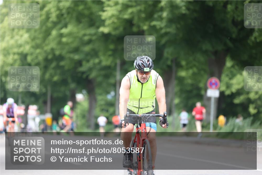15.06.2025 - 7 Türme Triathlon Yannick Fuchs http://msf.ph/oto/8053587 15.06.2025 13:43:51 Radfahren 705 meine-sportfotos.de