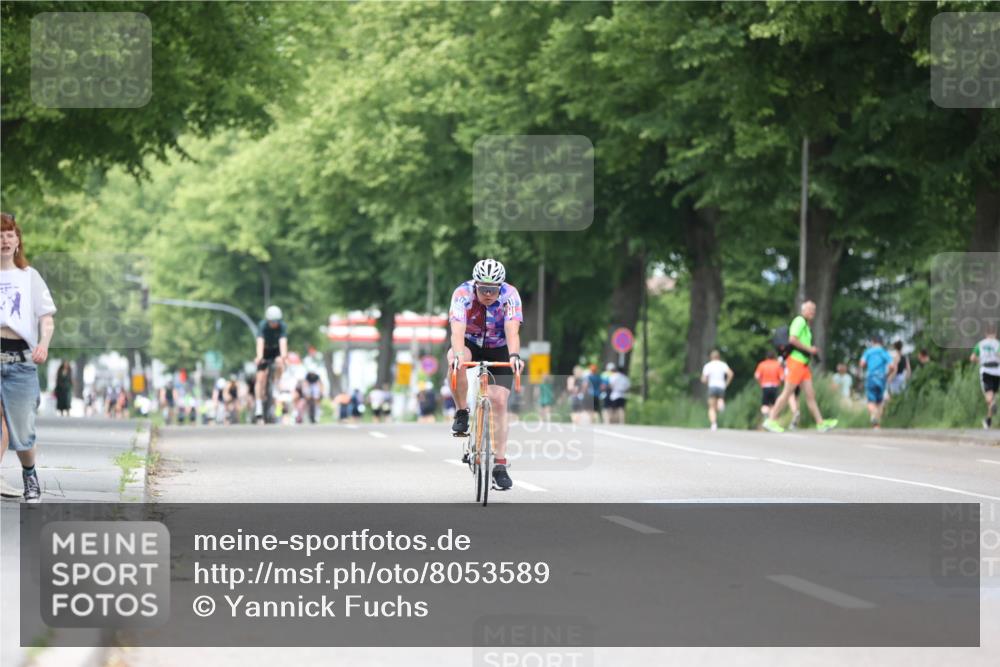 15.06.2025 - 7 Türme Triathlon Yannick Fuchs http://msf.ph/oto/8053589 15.06.2025 13:43:53 Radfahren  meine-sportfotos.de