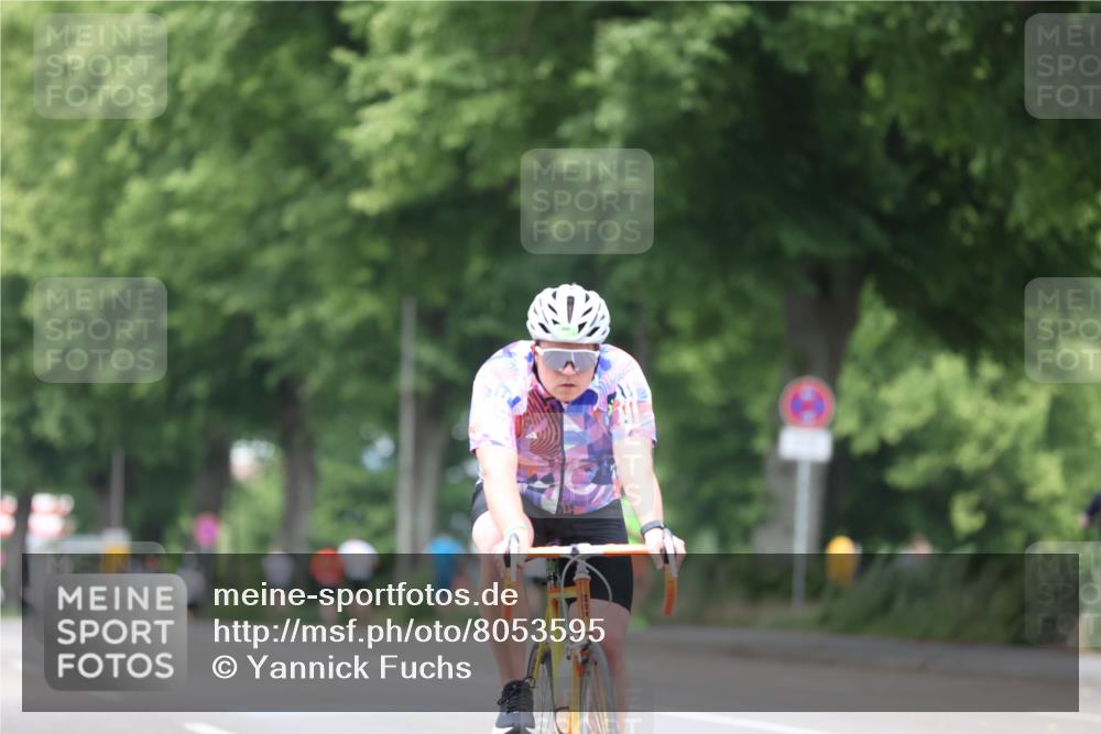 15.06.2025 - 7 Türme Triathlon Yannick Fuchs http://msf.ph/oto/8053595 15.06.2025 13:43:55 Radfahren  meine-sportfotos.de