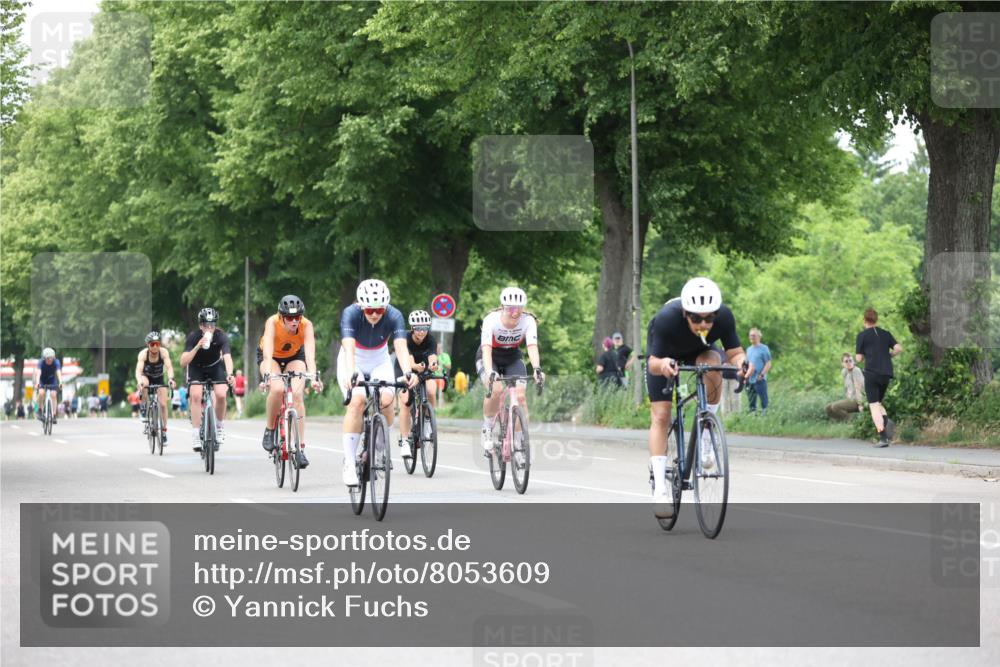 15.06.2025 - 7 Türme Triathlon Yannick Fuchs http://msf.ph/oto/8053609 15.06.2025 13:44:04 Radfahren  meine-sportfotos.de