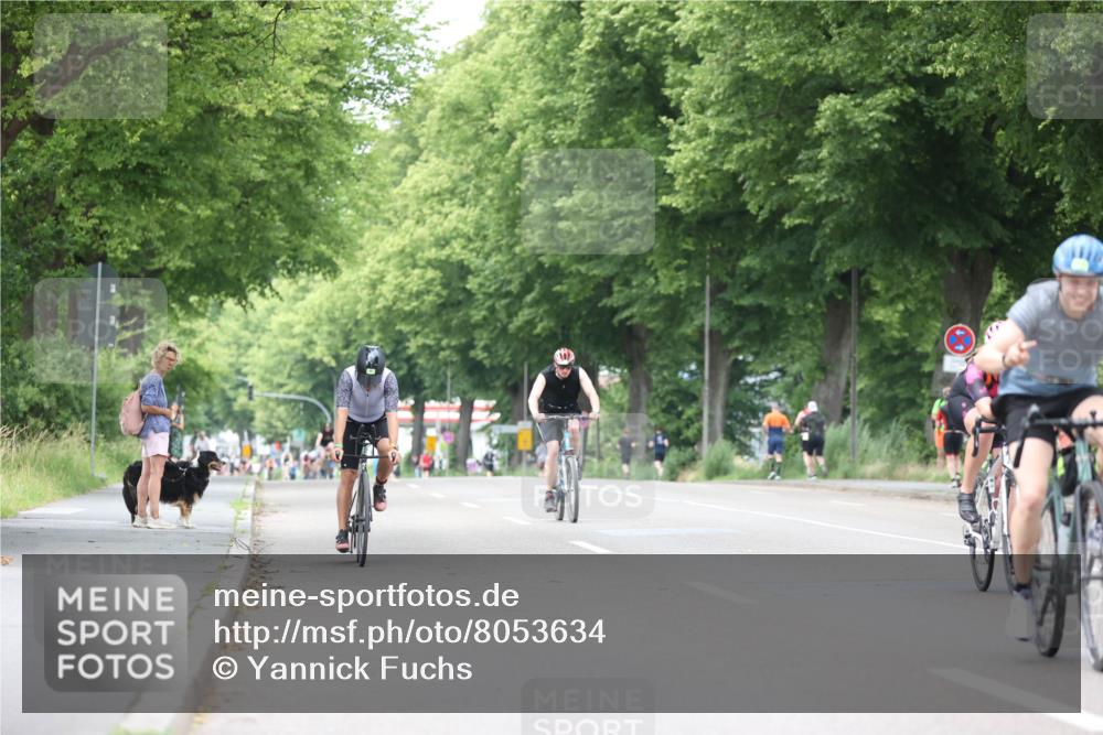 15.06.2025 - 7 Türme Triathlon Yannick Fuchs http://msf.ph/oto/8053634 15.06.2025 13:44:34 Radfahren  meine-sportfotos.de