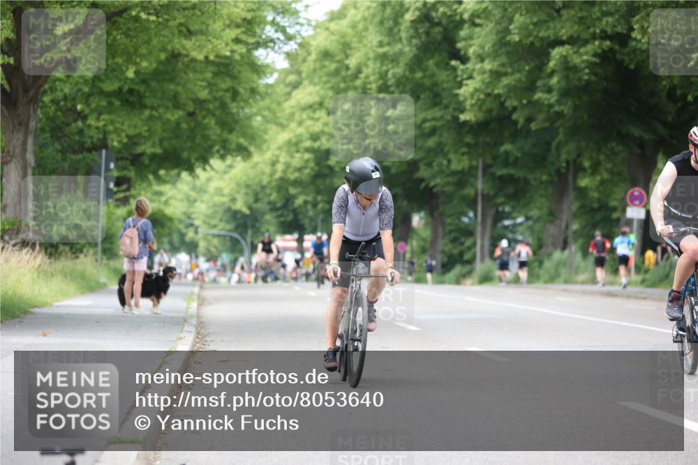 15.06.2025 - 7 Türme Triathlon Yannick Fuchs http://msf.ph/oto/8053640 15.06.2025 13:44:37 Radfahren  meine-sportfotos.de