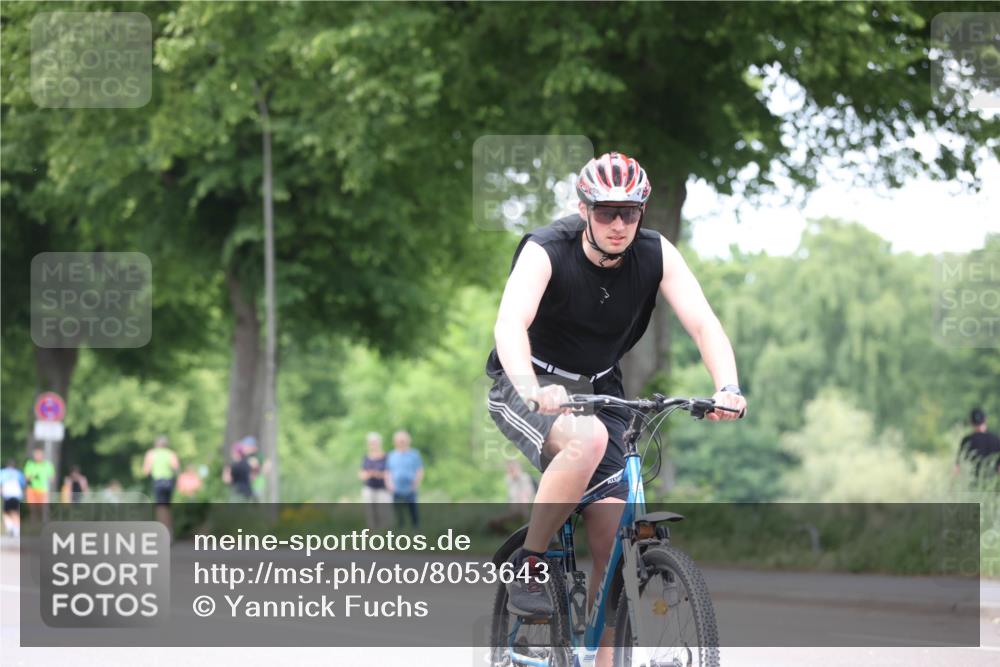 15.06.2025 - 7 Türme Triathlon Yannick Fuchs http://msf.ph/oto/8053643 15.06.2025 13:44:38 Radfahren  meine-sportfotos.de