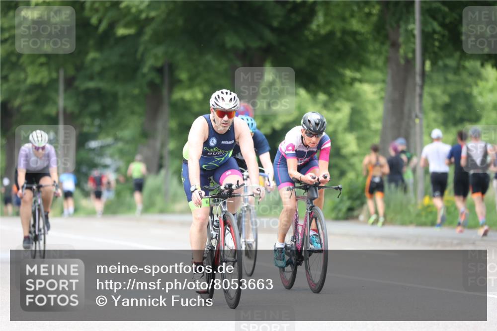 15.06.2025 - 7 Türme Triathlon Yannick Fuchs http://msf.ph/oto/8053663 15.06.2025 13:44:47 Radfahren  meine-sportfotos.de