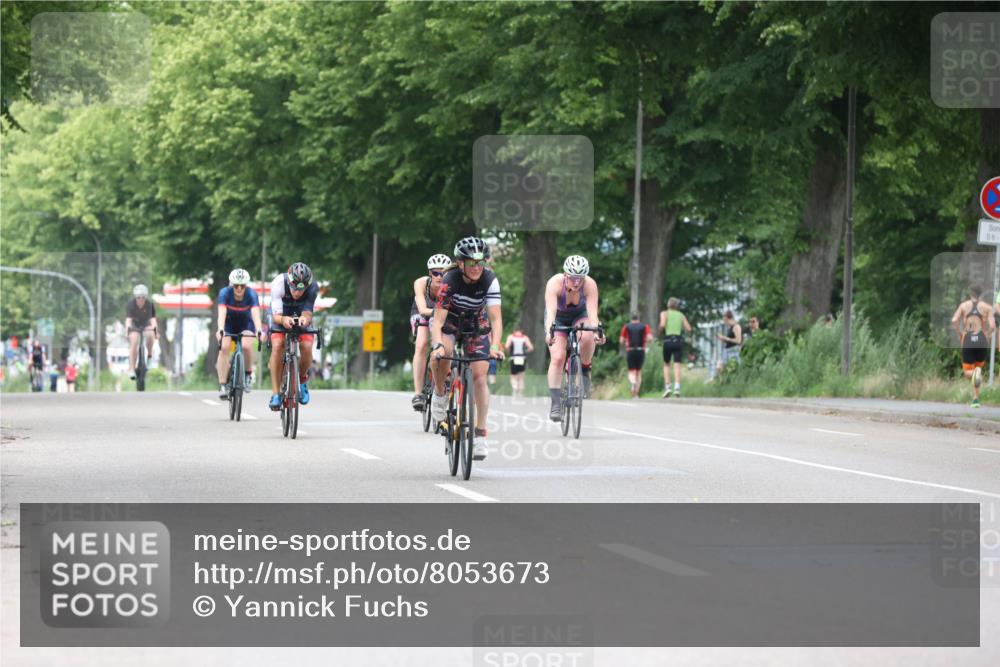 15.06.2025 - 7 Türme Triathlon Yannick Fuchs http://msf.ph/oto/8053673 15.06.2025 13:44:52 Radfahren  meine-sportfotos.de