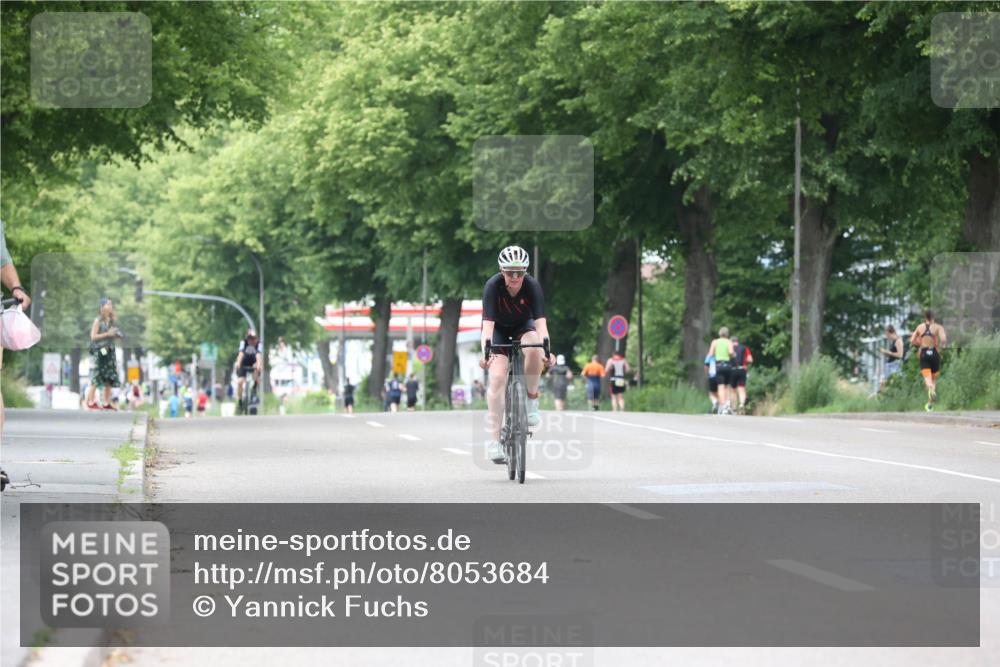 15.06.2025 - 7 Türme Triathlon Yannick Fuchs http://msf.ph/oto/8053684 15.06.2025 13:44:56 Radfahren  meine-sportfotos.de