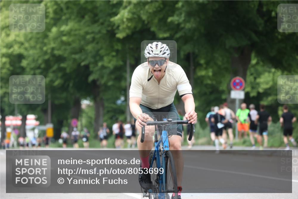 15.06.2025 - 7 Türme Triathlon Yannick Fuchs http://msf.ph/oto/8053699 15.06.2025 13:45:17 Radfahren  meine-sportfotos.de