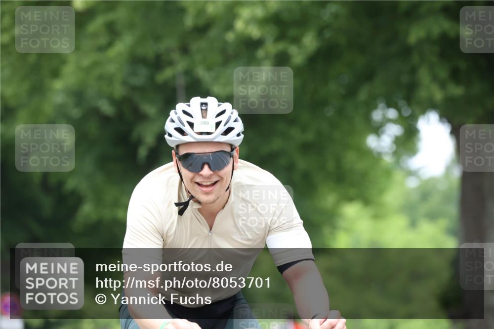 15.06.2025 - 7 Türme Triathlon Yannick Fuchs http://msf.ph/oto/8053701 15.06.2025 13:45:17 Radfahren 1160 meine-sportfotos.de