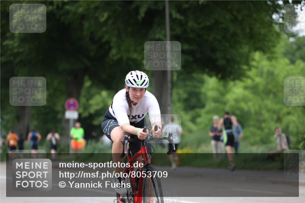 15.06.2025 - 7 Türme Triathlon Yannick Fuchs http://msf.ph/oto/8053709 15.06.2025 13:45:26 Radfahren  meine-sportfotos.de