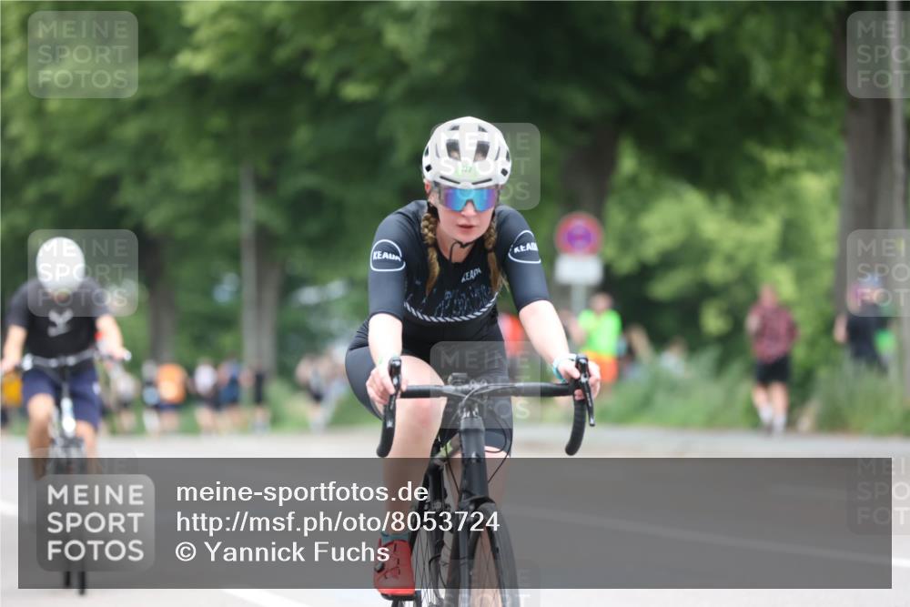 15.06.2025 - 7 Türme Triathlon Yannick Fuchs http://msf.ph/oto/8053724 15.06.2025 13:45:35 Radfahren 122 meine-sportfotos.de