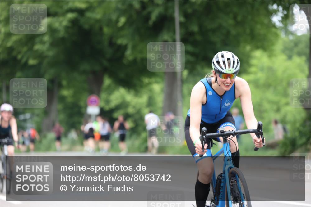 15.06.2025 - 7 Türme Triathlon Yannick Fuchs http://msf.ph/oto/8053742 15.06.2025 13:45:44 Radfahren 1145 meine-sportfotos.de