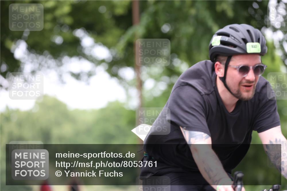 15.06.2025 - 7 Türme Triathlon Yannick Fuchs http://msf.ph/oto/8053761 15.06.2025 13:46:08 Radfahren  meine-sportfotos.de