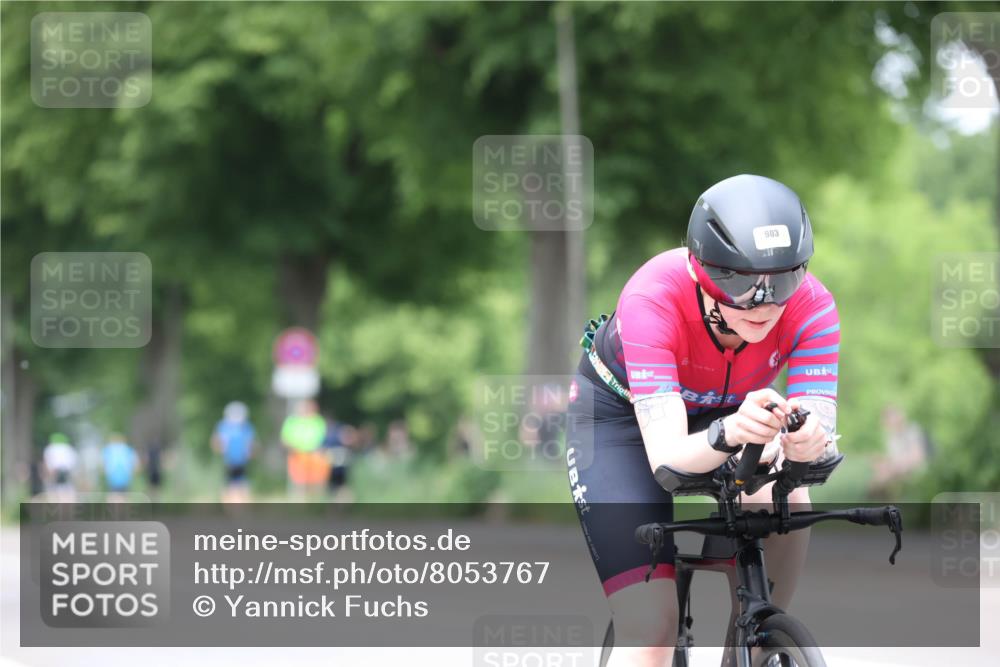 15.06.2025 - 7 Türme Triathlon Yannick Fuchs http://msf.ph/oto/8053767 15.06.2025 13:46:12 Radfahren 903 meine-sportfotos.de
