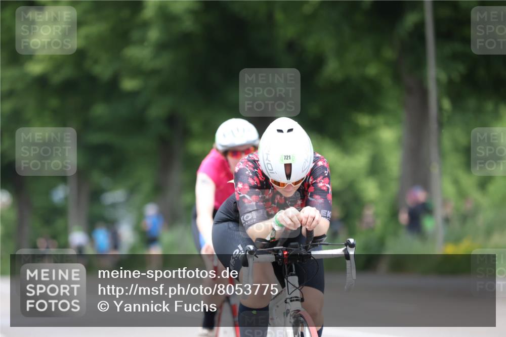 15.06.2025 - 7 Türme Triathlon Yannick Fuchs http://msf.ph/oto/8053775 15.06.2025 13:46:16 Radfahren 721 meine-sportfotos.de