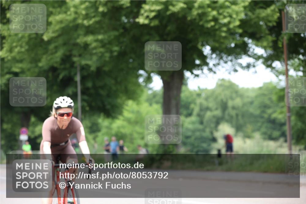 15.06.2025 - 7 Türme Triathlon Yannick Fuchs http://msf.ph/oto/8053792 15.06.2025 13:46:22 Radfahren  meine-sportfotos.de