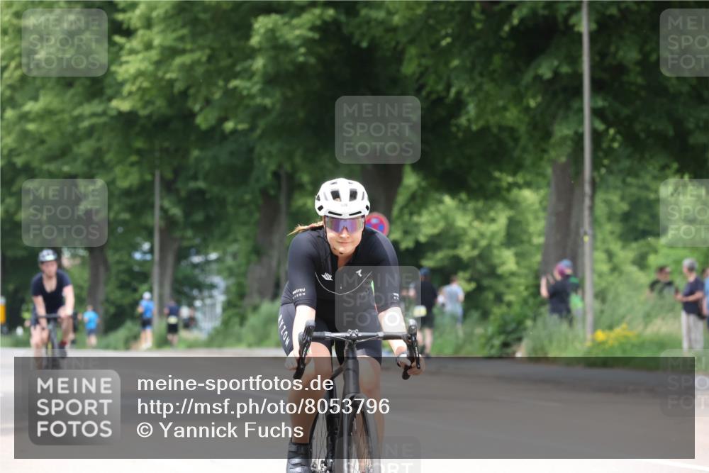 15.06.2025 - 7 Türme Triathlon Yannick Fuchs http://msf.ph/oto/8053796 15.06.2025 13:46:26 Radfahren  meine-sportfotos.de