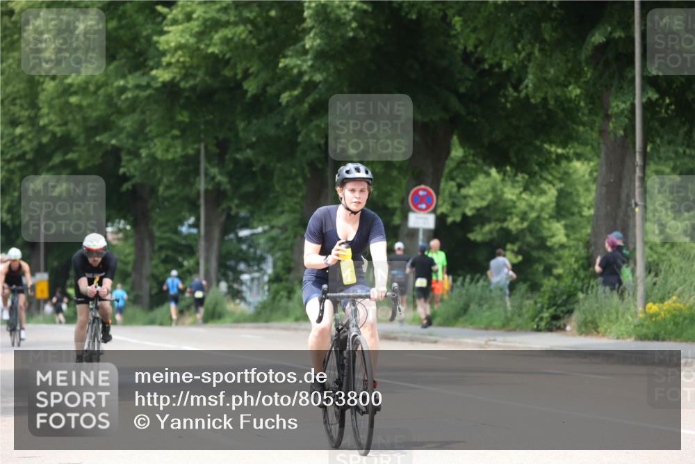 15.06.2025 - 7 Türme Triathlon Yannick Fuchs http://msf.ph/oto/8053800 15.06.2025 13:46:28 Radfahren  meine-sportfotos.de