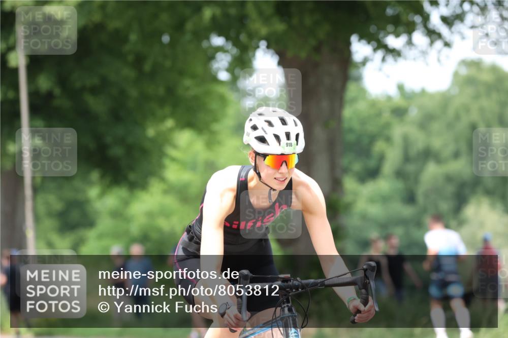15.06.2025 - 7 Türme Triathlon Yannick Fuchs http://msf.ph/oto/8053812 15.06.2025 13:46:33 Radfahren  meine-sportfotos.de
