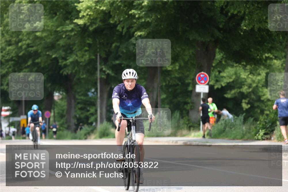 15.06.2025 - 7 Türme Triathlon Yannick Fuchs http://msf.ph/oto/8053822 15.06.2025 13:46:38 Radfahren  meine-sportfotos.de