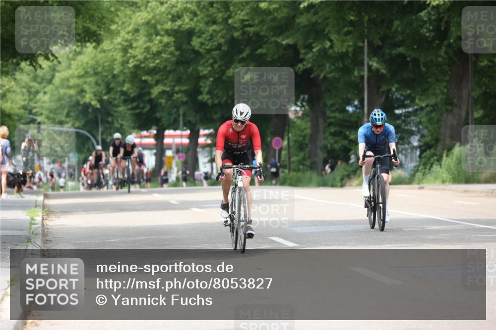 15.06.2025 - 7 Türme Triathlon Yannick Fuchs http://msf.ph/oto/8053827 15.06.2025 13:46:40 Radfahren  meine-sportfotos.de