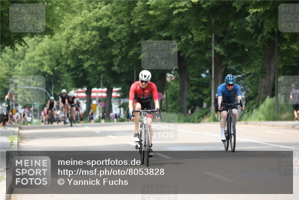 15.06.2025 - 7 Türme Triathlon Yannick Fuchs http://msf.ph/oto/8053828 15.06.2025 13:46:40 Radfahren  meine-sportfotos.de