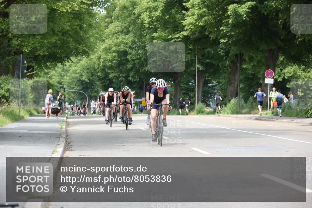15.06.2025 - 7 Türme Triathlon Yannick Fuchs http://msf.ph/oto/8053836 15.06.2025 13:46:45 Radfahren  meine-sportfotos.de