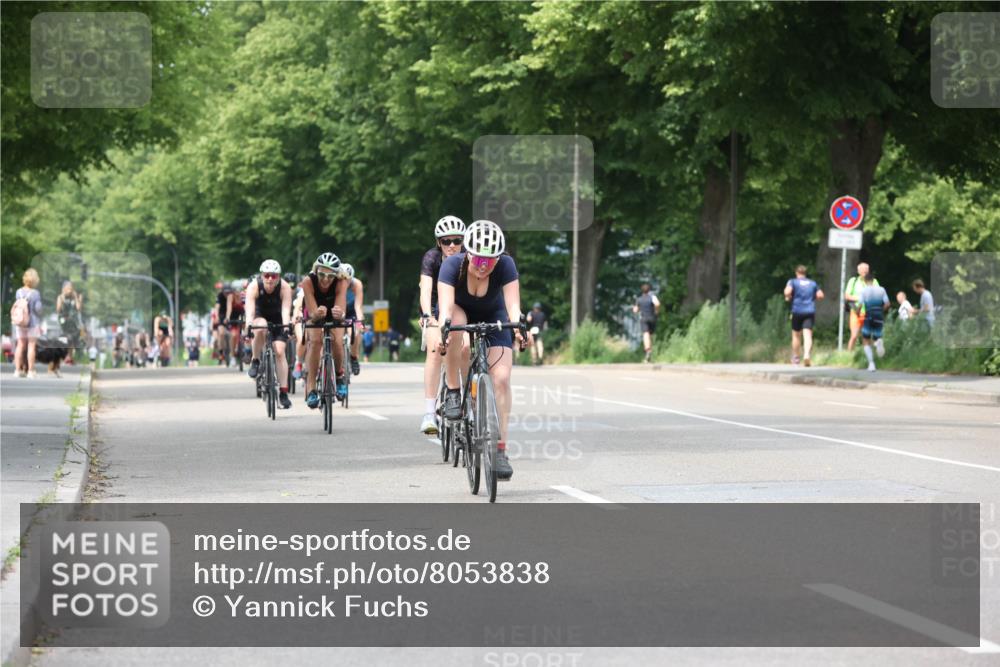 15.06.2025 - 7 Türme Triathlon Yannick Fuchs http://msf.ph/oto/8053838 15.06.2025 13:46:45 Radfahren  meine-sportfotos.de