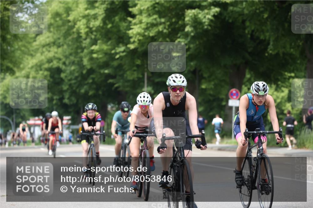 15.06.2025 - 7 Türme Triathlon Yannick Fuchs http://msf.ph/oto/8053846 15.06.2025 13:46:48 Radfahren  meine-sportfotos.de