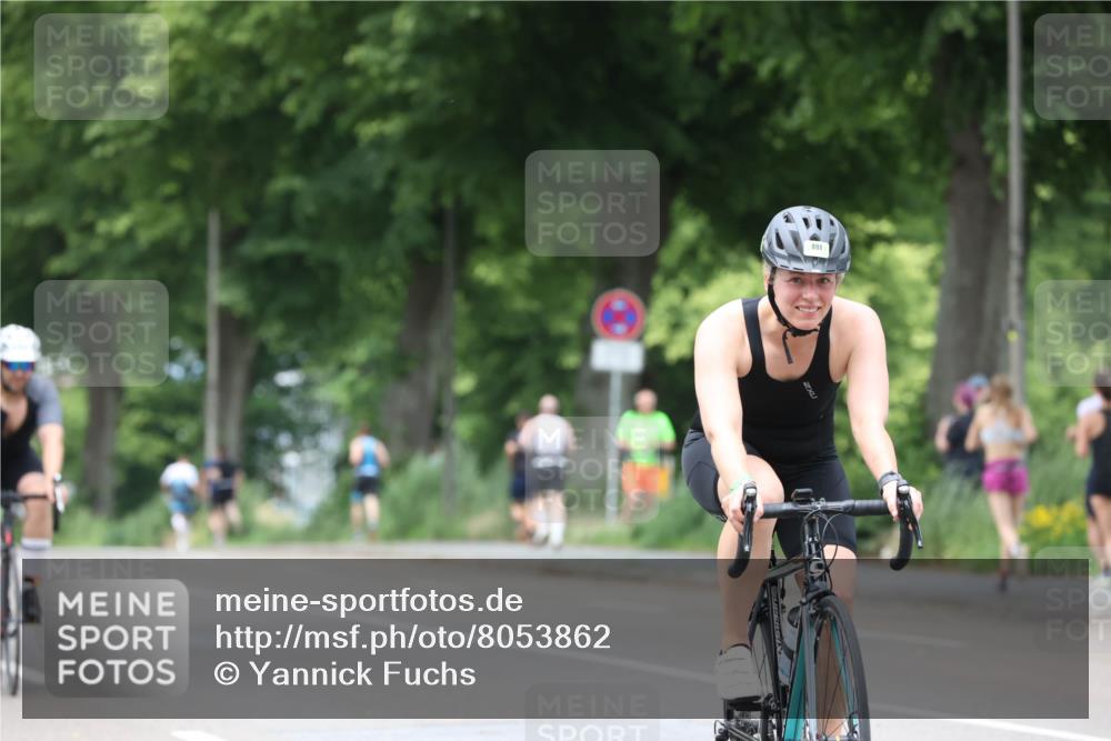 15.06.2025 - 7 Türme Triathlon Yannick Fuchs http://msf.ph/oto/8053862 15.06.2025 13:47:00 Radfahren 891, 2 meine-sportfotos.de