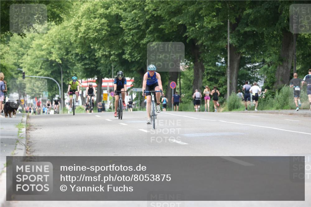 15.06.2025 - 7 Türme Triathlon Yannick Fuchs http://msf.ph/oto/8053875 15.06.2025 13:47:18 Radfahren  meine-sportfotos.de