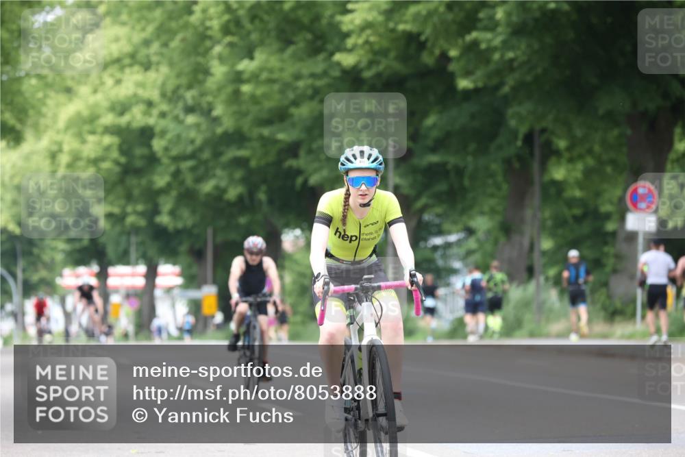 15.06.2025 - 7 Türme Triathlon Yannick Fuchs http://msf.ph/oto/8053888 15.06.2025 13:47:24 Radfahren  meine-sportfotos.de