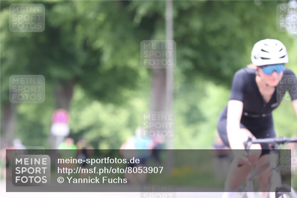 15.06.2025 - 7 Türme Triathlon Yannick Fuchs http://msf.ph/oto/8053907 15.06.2025 13:47:32 Radfahren  meine-sportfotos.de