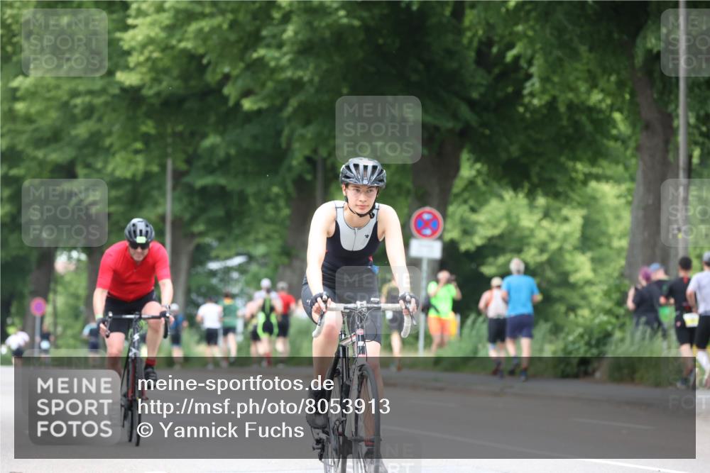 15.06.2025 - 7 Türme Triathlon Yannick Fuchs http://msf.ph/oto/8053913 15.06.2025 13:47:34 Radfahren  meine-sportfotos.de