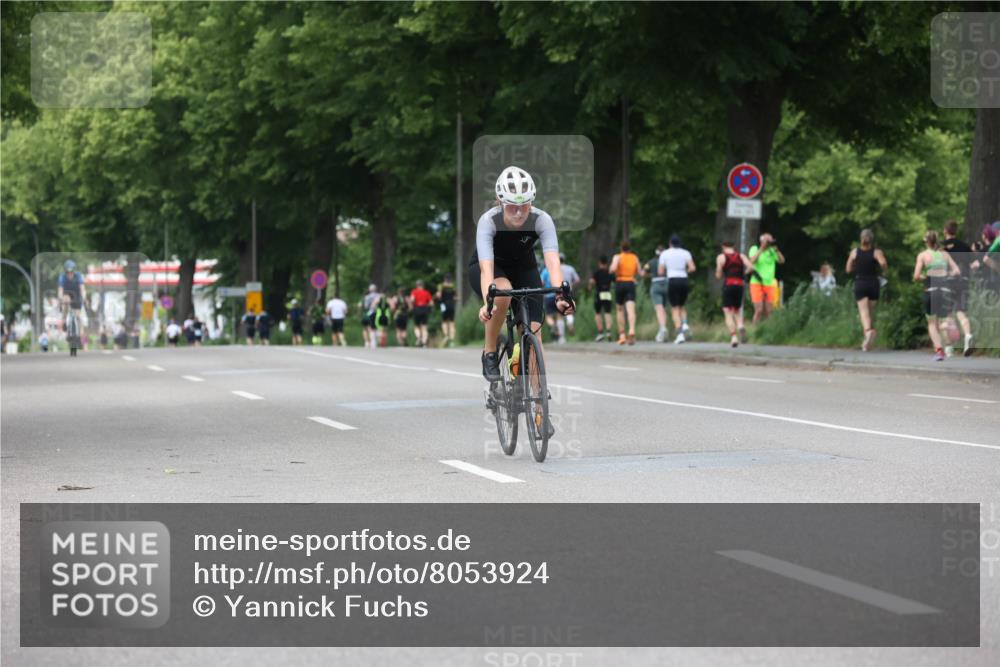 15.06.2025 - 7 Türme Triathlon Yannick Fuchs http://msf.ph/oto/8053924 15.06.2025 13:47:46 Radfahren  meine-sportfotos.de