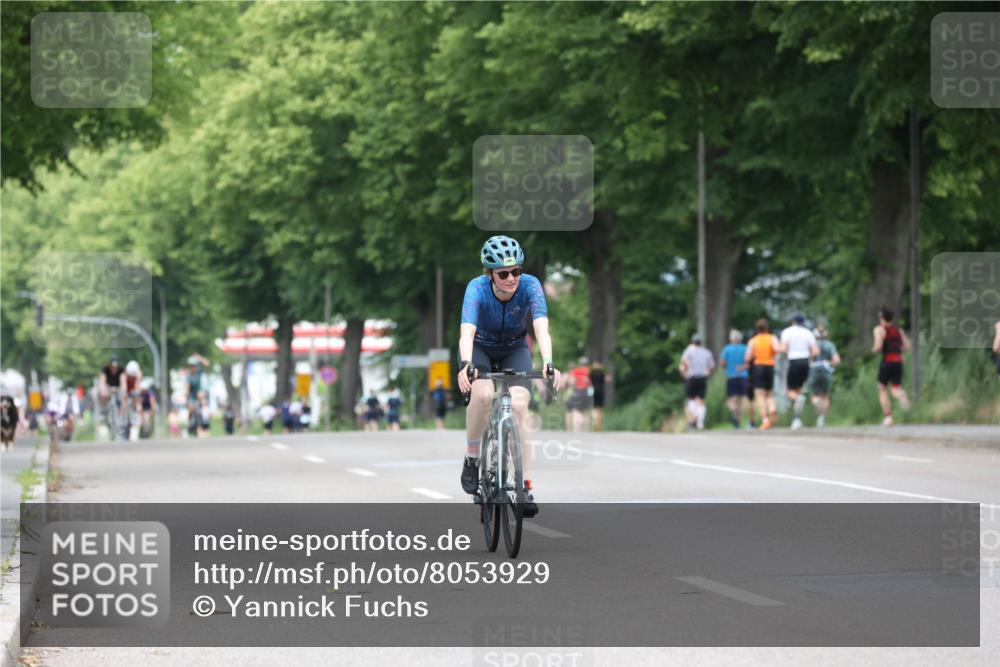 15.06.2025 - 7 Türme Triathlon Yannick Fuchs http://msf.ph/oto/8053929 15.06.2025 13:47:50 Radfahren  meine-sportfotos.de