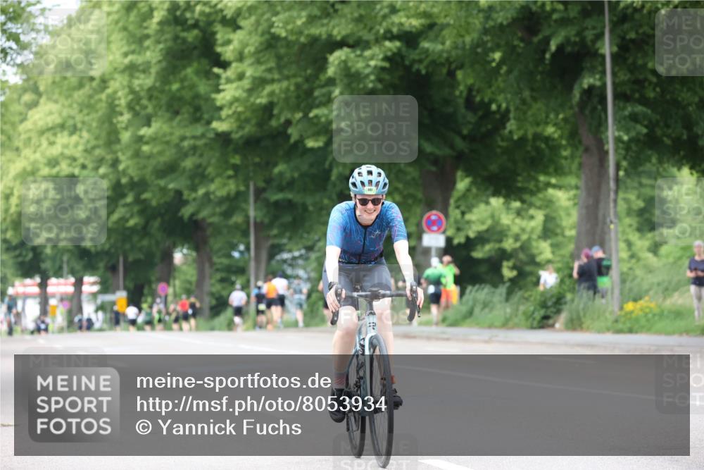 15.06.2025 - 7 Türme Triathlon Yannick Fuchs http://msf.ph/oto/8053934 15.06.2025 13:47:52 Radfahren  meine-sportfotos.de