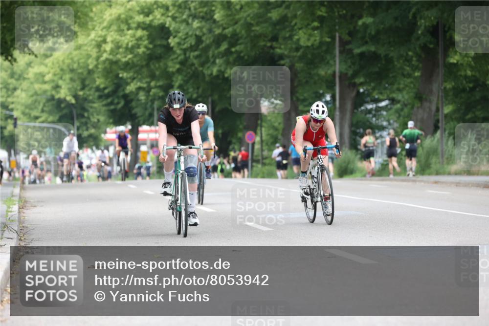 15.06.2025 - 7 Türme Triathlon Yannick Fuchs http://msf.ph/oto/8053942 15.06.2025 13:47:57 Radfahren  meine-sportfotos.de